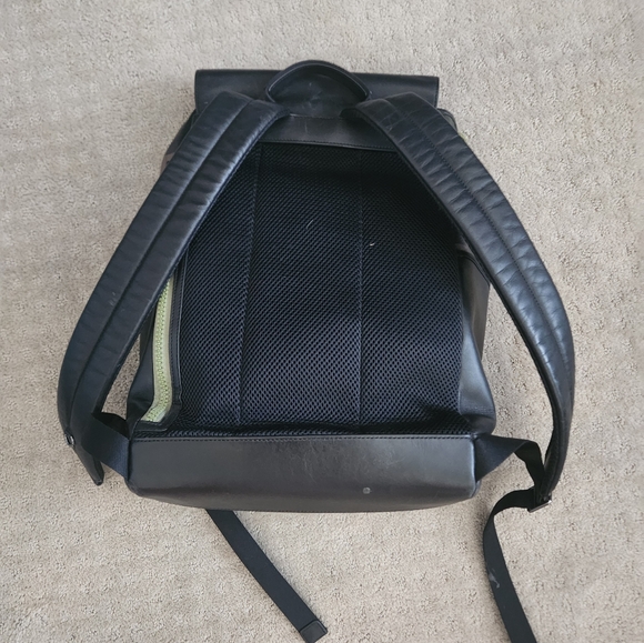 COACH Track Backpack In Signature Canvas Green Camo Print - Picture 3 of 10